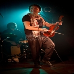 Akim el sikameya sur yala.fm